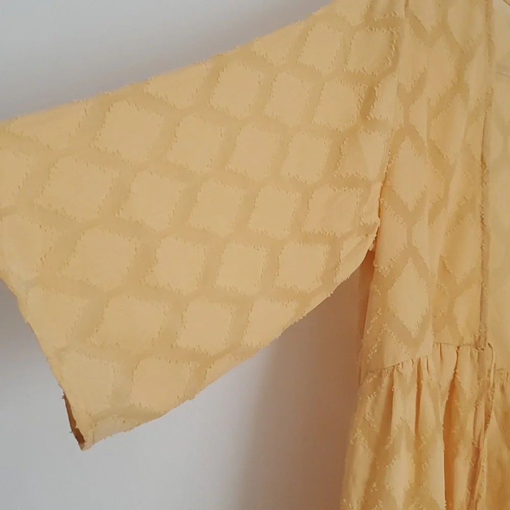 🆕️Yellow Kimono Size Medium - Picture 5 of 5